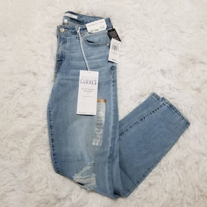 Celebrity Pink Juniors' Curvy Skinny Jeans